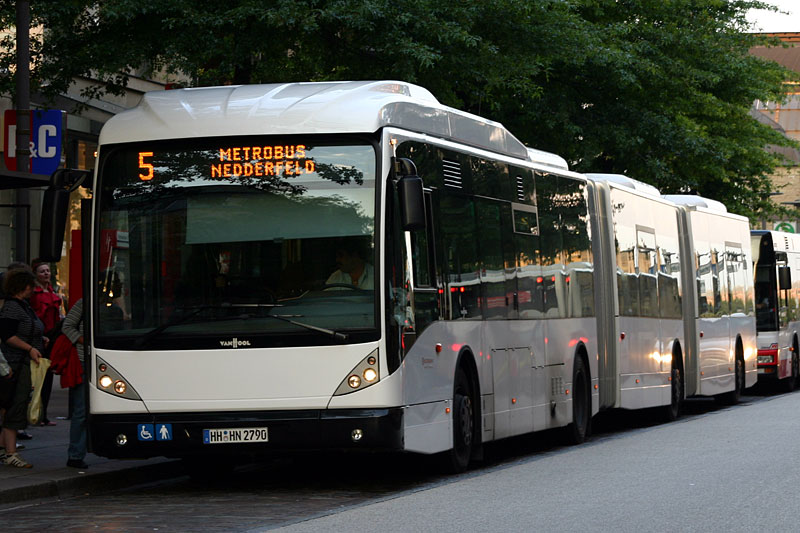 HOCHBAHN 8710